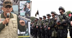 Ministerio del Interior arma a la PNP con fusiles a «dedo» y a bajo costo