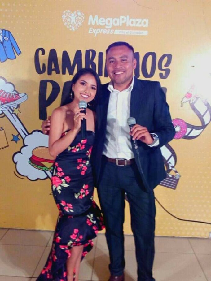 Lita Pezo: Perfumista Joaquín Cisneros sorprende a intérprete peruana(VIDEO)