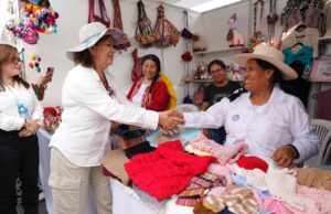 Día Internacional de la Mujer: emprendedoras de comunidades nativas y rurales exhiben sus productos en feria