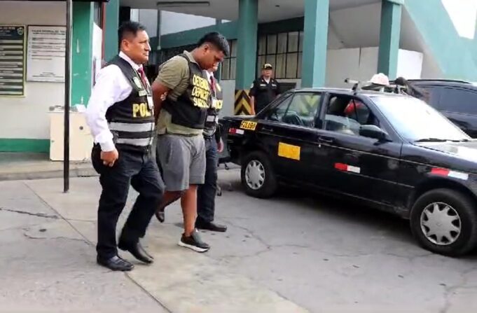 Caen tres hampones por robos a tiendas iShop con la modalidad del “combazo”