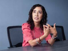 Reconocen aporte de mujeres al desarrollo del país