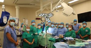Hospital Lima Este- Vitarte: Cuatro médicos norteamericanos realizan dos exitosas operaciones