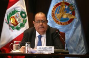Presidente del BCRP, Julio Velarde, se pronuncia sobre sistema previsional