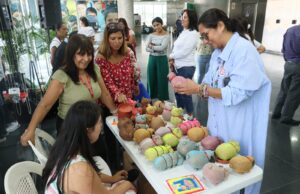 Egresadas y estudiantes de CEBE con síndrome de down inician emprendimiento