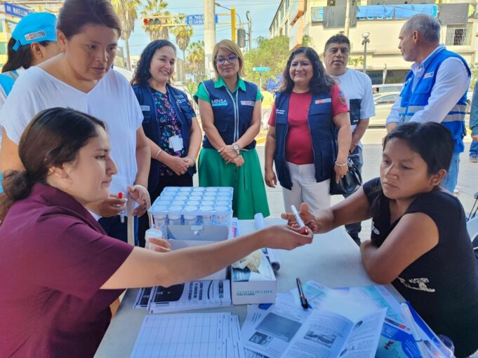 Diris Lima Sur realizó campaña de prevención del Cáncer de Cuellos Uterino