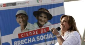 Dina Boluarte: Presidenta presume colección de relojes de lujo hasta un rolex valorizado en 14 mil dólares