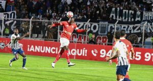 Alianza Lima sigue de capa caída al caer con Cienciano en el Cusco 2-1