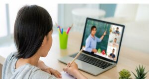 Educación a distancia en el Perú:Un puente hacia la igualdad de oportunidades