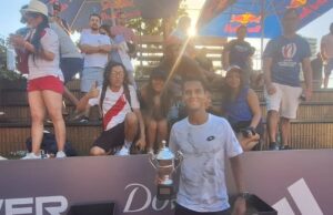 «Juanpi» Varillas se coronó campeón del Challenger 75 de Santiago de Chile