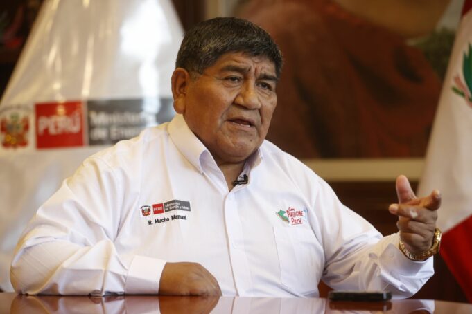 Procuraduría General del Estado solicita inicio de diligencias preliminares contra ministro Rómulo Mucho