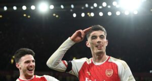 Arsenal vapuleó al Chelsea 5-0 y por ahora es líder de la Premier League