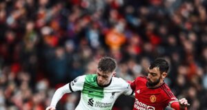 Liverpool empató con el United 2-2 y se dejó alcanzar por Arsenal en la punta de la Premier