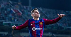 Barcelona recuperó el segundo lugar de la Liga de España al vencer a Valencia 4-2