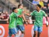 Raúl Ruidiaz anotó dos goles en triunfo del Seattle Sunders ante Philadelphia 3-2