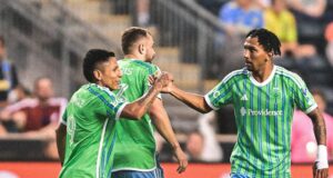 Raúl Ruidiaz anotó dos goles en triunfo del Seattle Sunders ante Philadelphia 3-2