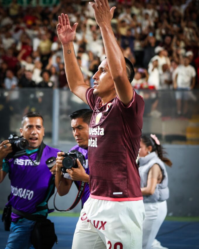 Universitario venció a Sport Boys 2-1 y retomó la punta del Apertura