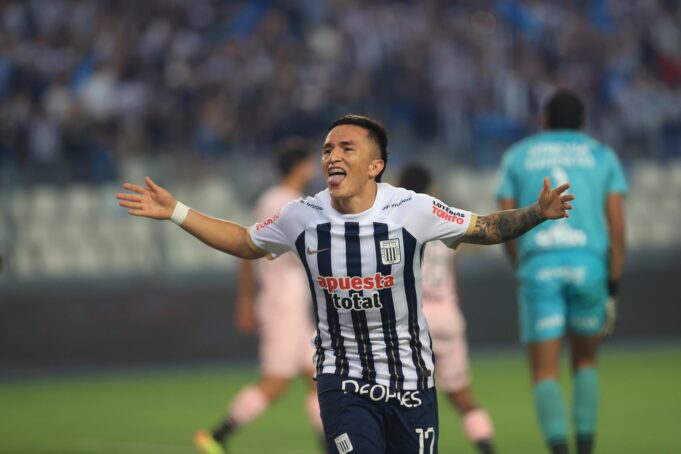 Alianza Lima goleó a Sport Boys 3-0 y se afianzó en el tercer lugar del Apertura