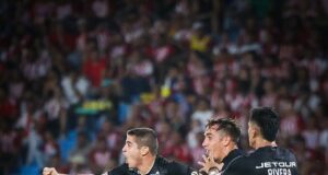 Universitario logró valioso punto ante Junior en Barranquilla 1-1 y siguen líderes ambos