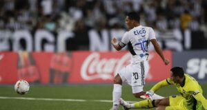 Junior logró valioso triunfo ante Botafogo de visitante en Río de Janeiro por 3-1