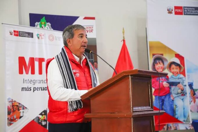 Ministro Pérez Reyes: “En mayo vamos a firmar el convenio para dar inicio al Eje Vial Nº 4 de Amazonas”