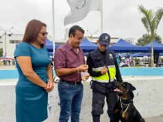 S.J.M: Condecoran a perro sereno «Atila» en l marco del Día del Sereno Municipal