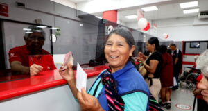 14 abril: El ‘pagatón dominical’ de Pensión 65 llega a 157 agencias del Banco de la Nación