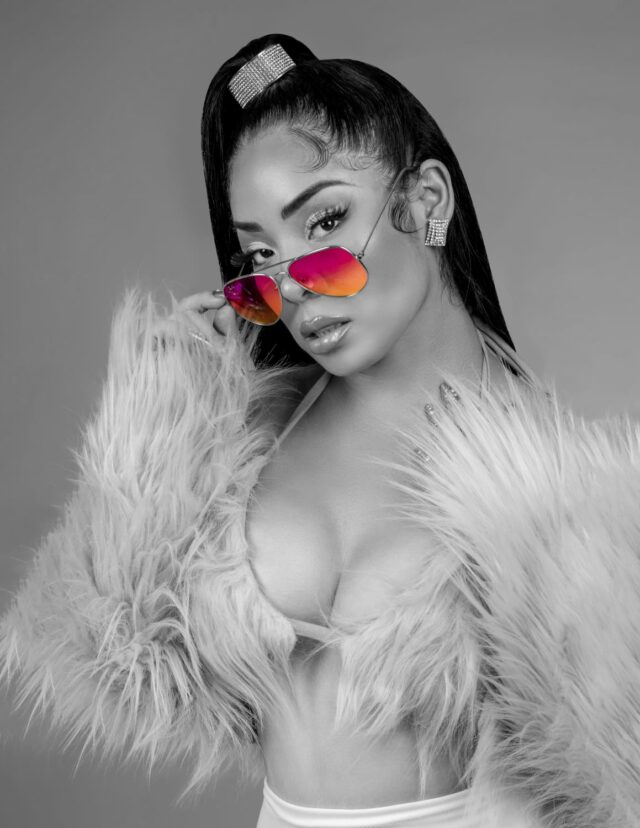 Kiara Franco alista gira Europea a un año de su lanzamiento como solista