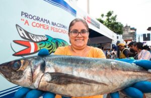 Más de seis toneladas de jurel fueron ofertadas a poblaciones vulnerables en Puno y Madre De Dios