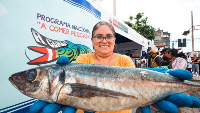 Más de seis toneladas de jurel fueron ofertadas a poblaciones vulnerables en Puno y Madre De Dios