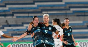 Perú fue goleado por Argentina 5-0 y el lunes se juega el boleto al Mundial ante Venezuela