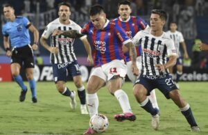Alianza Lima perdió en la última jugada ante Cerro Porteño 1-0 y quedó colero en su grupo