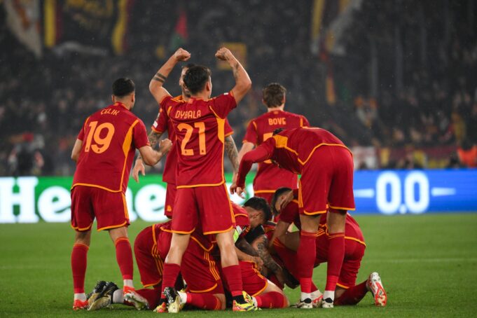 Roma sigue en camino en la Europa League y Liverpool quedó afuera