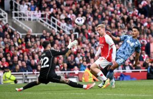 Liverpool y Arsenal dejaron la mesa servida al City que es líder de la Premier League