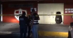 En la mira: Atacan con explosivo colegio de Los Olivos, disparan a profesora en VMT y matan a otro docente en el Callao