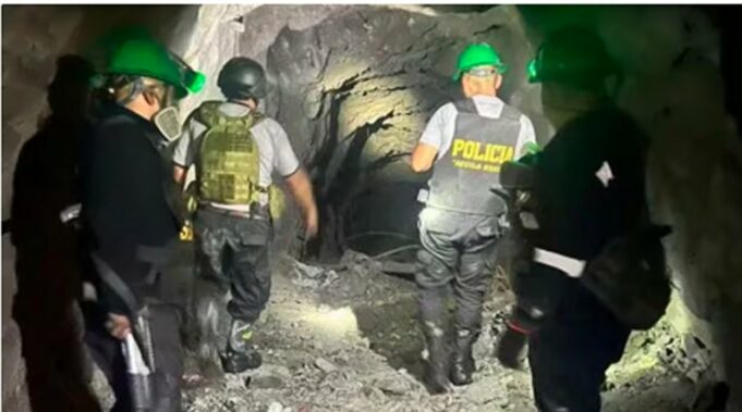 La Libertad: Mineros ilegales se tumban dos torres de alta tensión en mina Poderosa en Pataz