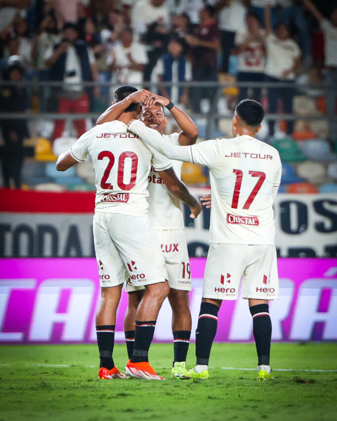 Universitario aplastó a Comerciantes Unidos por 6-0 y volvió a ser líder del Apertura