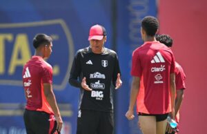 «Chemo» del Solar amenazó irse a su casa si los clubes no prestan a los jugadores para la Sub 20
