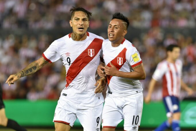 Cueva de invitado y Guerrero figuran entre los nominados para los amistosos de la Selección