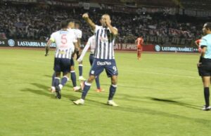 Alianza Lima logró triunfo ante Sport Huancayo 2-0 y volvió al tercer lugar