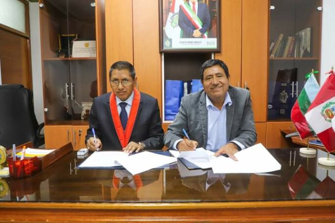 Gilmer Horna firma acuerdo de cooperación con el Ministerio Público en Amazonas