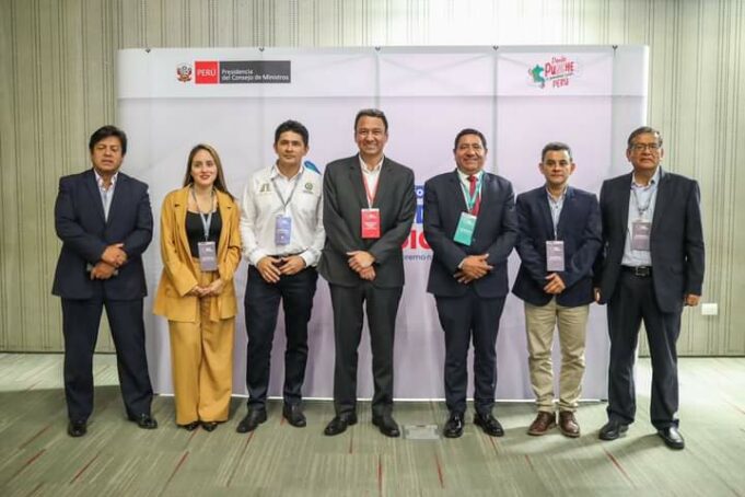 Gobernador Gilmer Horna y ministro de Agricultura se reúnen para impulsar proyectos de infraestructura de riego