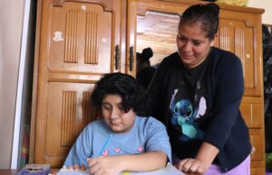 Irene: mamá que impulsa los talentos artísticos de sus mellizos autistas