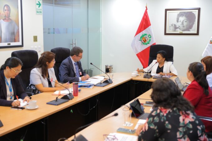 Ministra Hernández y Unicef suman esfuerzos para prevenir la violencia sexual contra niñas, niños y adolescentes