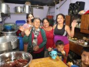 Día de la Madre: doña Ubalda sorprende a sus 73 años al convertirse en el “motor” de olla común en SJL