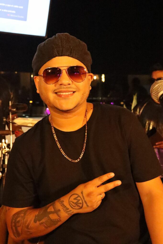 ¡Jeison Manuel lanza su nueva producción » Porque te tengo que olvidar»!(VIDEO)