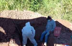 Fiscalía de Derechos Humanos exhuma y recupera 21 restos óseos de víctimas del terrorismo en Mazamari región Junín