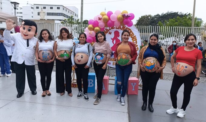 Suboficial Técnico de Segunda resultó ganadora en divertido concurso «Barriguitas Pintadas» en la PNP