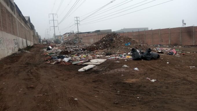 Autoridades abandonan el Parque Industrial