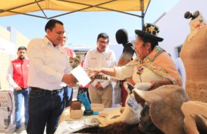 Ministro de la Producción: «Este 2024, nos proyectamos brindar 2 700 servicios tecnológicos a favor del sector textil camélidos de Arequipa»