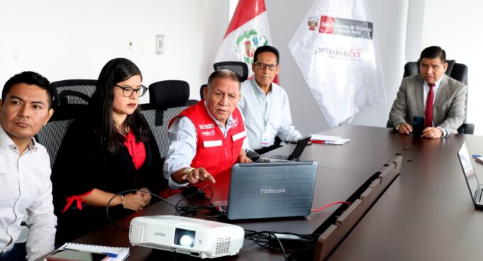 Pensión 65 articula acciones con el Comité de Transparencia y Vigilancia Ciudadana para mejorar calidad del servicio, cobertura y procesos